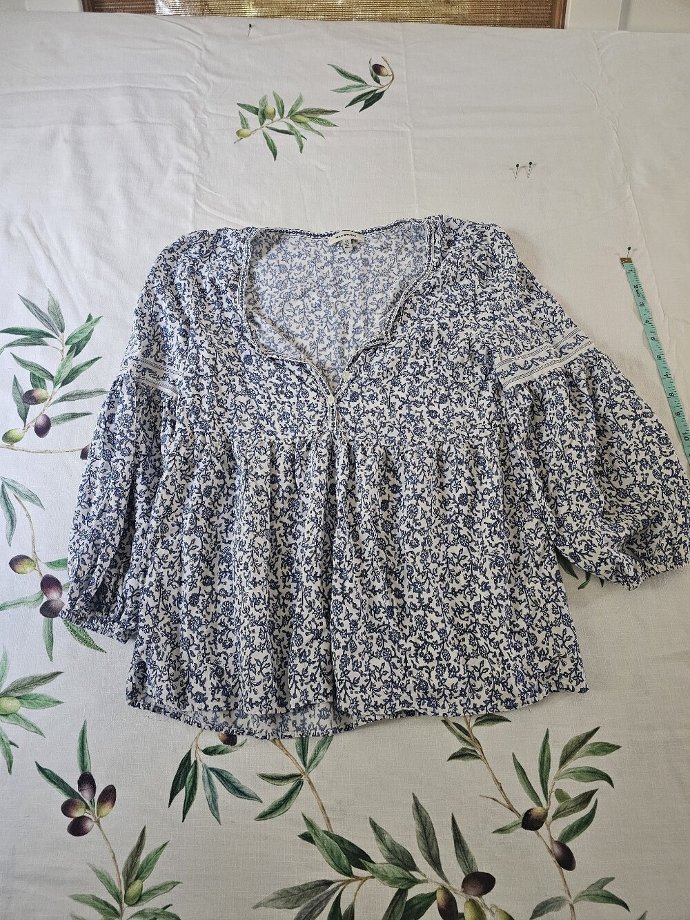 Max Studio Navy and White Floral Boho Peasant Blouse